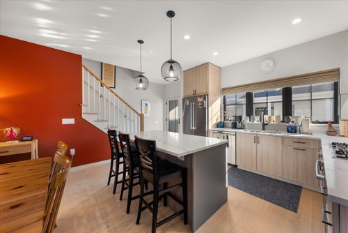 525 Meadow Cir E, Kohler, WI, 53044-1458 | Card Image