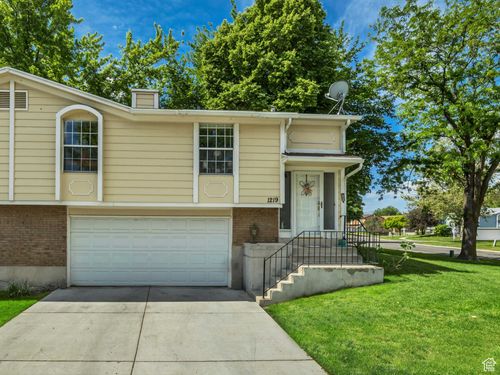 1219 W Middlesex Rd, Taylorsville, UT, 84123-2326 | Card Image