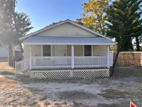 1101 N Shannon Ave, PLANT CITY, FL, 33563-2529 | Card Image