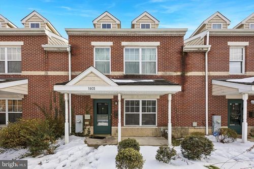 1605 W 7th St, CHESTER, PA, 19013-3061 | Card Image