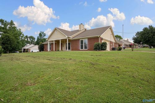 209 Queen Anne Rd, Harvest, AL, 35749-4841 | Card Image
