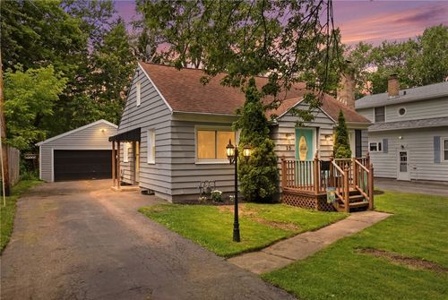 23 Montcalm Dr, Irondequoit, NY, 14617-1717 | Card Image