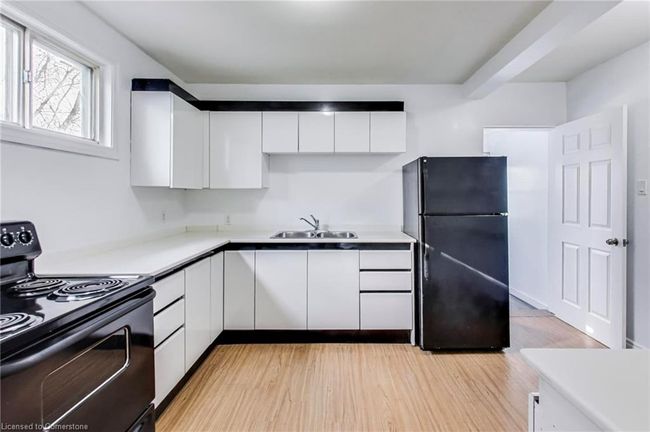 367 Cope St, House other with 2 bedrooms, 2 bathrooms and null parking in Hamilton ON | Image 4