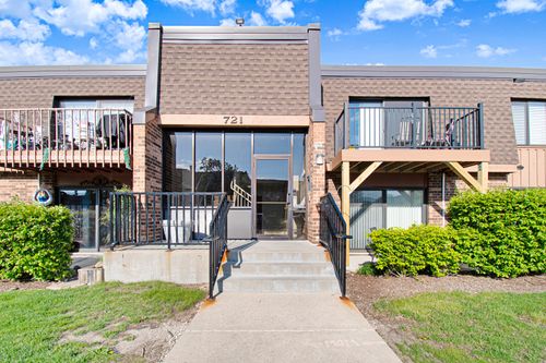 1a-721 Tipperary Ct, Schaumburg, IL, 60193-3223 | Card Image