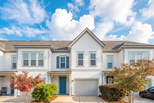815 Porcari St, Charleston, SC, 29412-4991 | Card Image