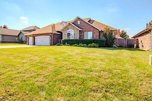 1515 S Natchez Rd, Republic, MO, 65738-7805 | Card Image