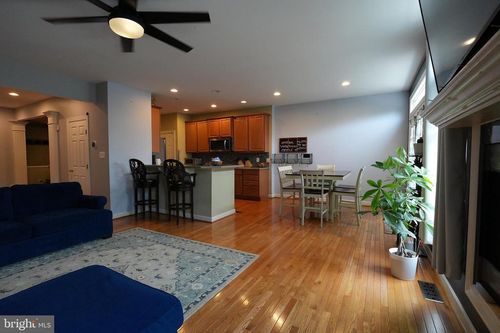 23 Rinehart Rd, POTTSTOWN, PA, 19465-6607 | Card Image