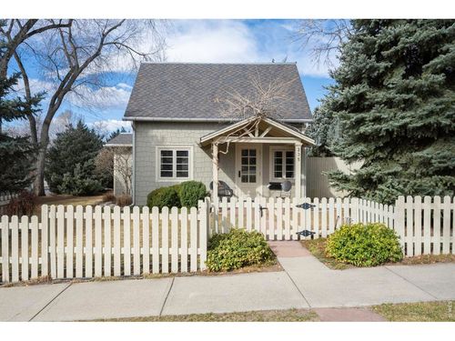 235 Bowen St, Longmont, CO, 80501-5877 | Card Image
