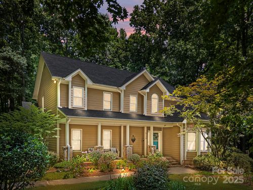 5134 Tracewood Ct, Charlotte, NC, 28215-9026 | Card Image