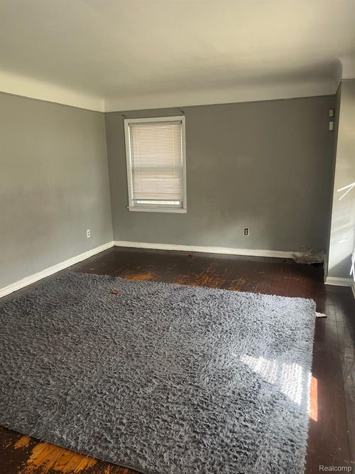 16115 Burt Rd, Detroit, MI, 48219-3914 | Card Image