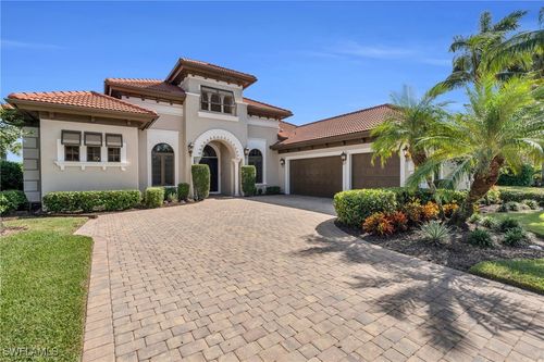 9035 Shenendoah Circle, NAPLES, FL, 34113 | Card Image