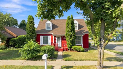 201 W Doege Street, Marshfield, WI, 54449 | Card Image