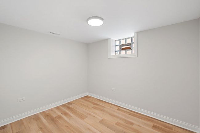 7810 N Neva Ave, House other with 4 bedrooms, 3 bathrooms and 1 parking in Niles IL | Image 33
