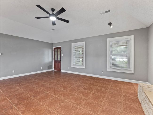 411 Chad Ln, House other with 3 bedrooms, 2 bathrooms and null parking in Red Oak TX | Image 7