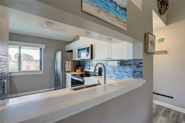 APT-4 - 5725 Pelican Pointe Dr, House attached with 2 bedrooms, 2 bathrooms and null parking in Sebastian FL | Image 13