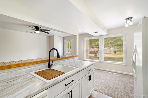 1457 Steeple Chase Ct, Davison, MI, 48423-2220 | Card Image