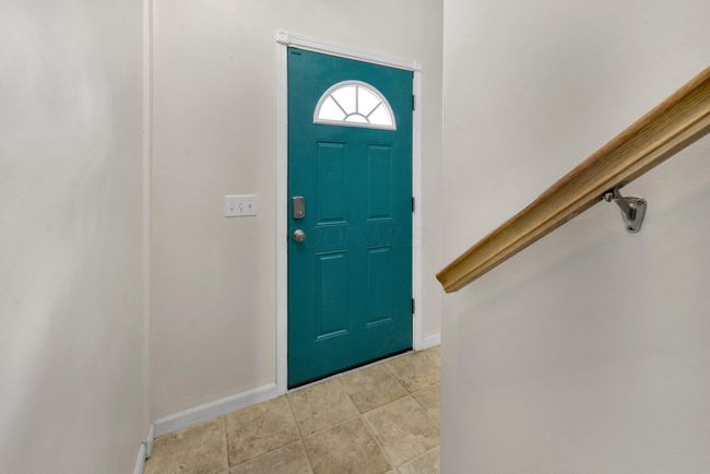 3489 Manila Dr, House other with 3 bedrooms, 2 bathrooms and null parking in Westerville OH | Image 5