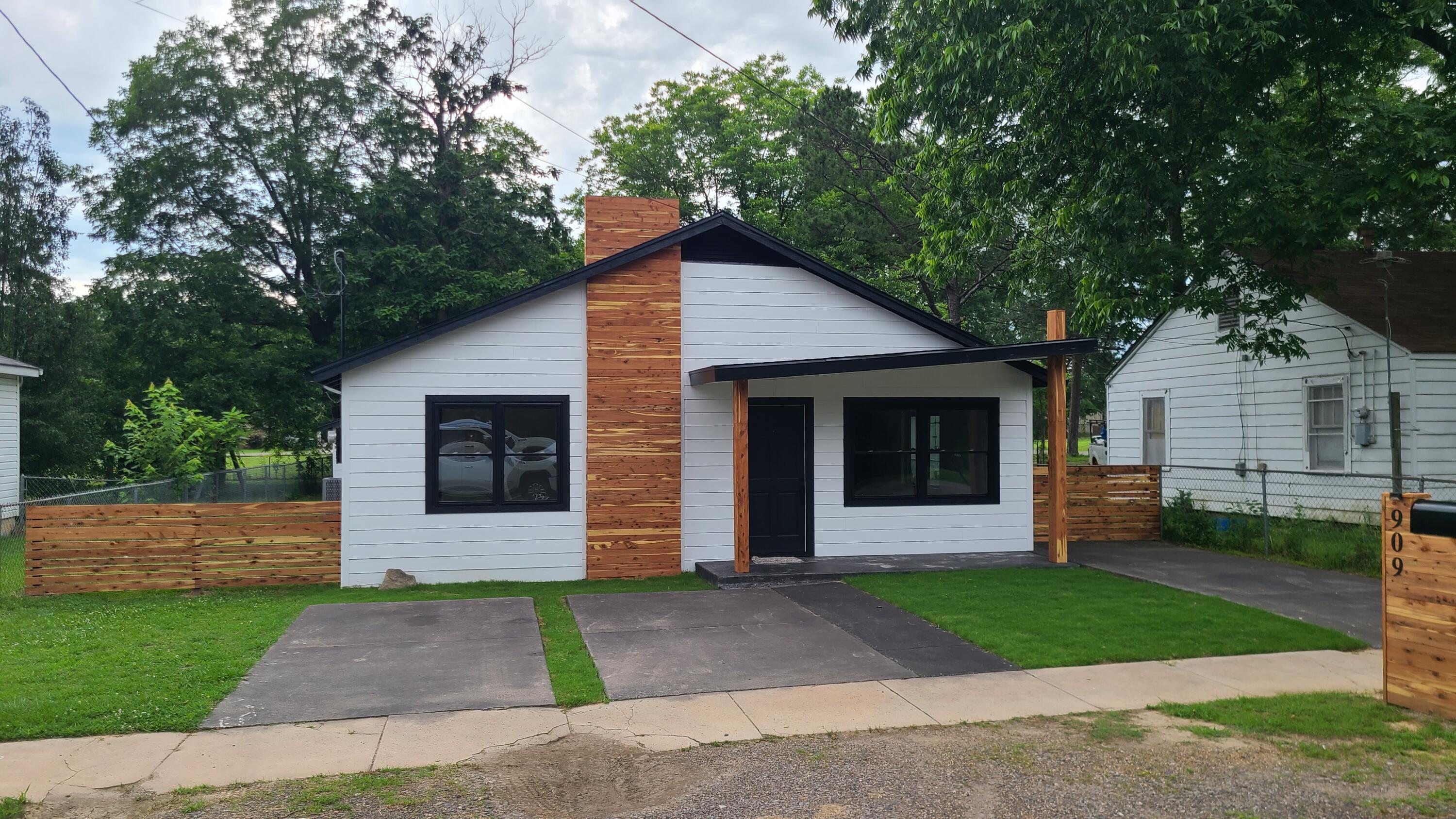 Glenwood Ave, Russellville, AR 72801 #1
