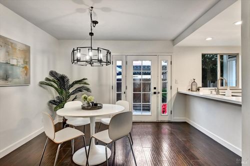 106 Albion Ct, Novato, CA, 94947-5106 | Card Image