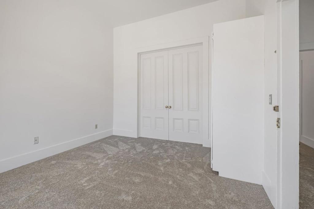 Commercial Sale in Santa Cruz 5