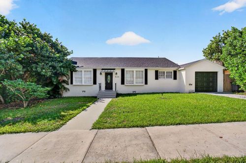 826 37th St, West Palm Beach, FL, 33407-4002 | Card Image