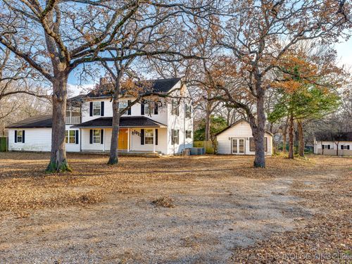 1011 W Wrangler Blvd, Seminole, OK, 74868-2058 | Card Image