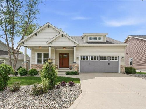 61 N Prairie Pkwy, Valparaiso, IN, 46385-7806 | Card Image