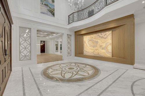 2458 140 St, Surrey, BC, V4P2C6 | Card Image