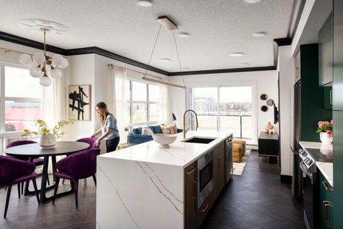 {{alt}} | Card Image