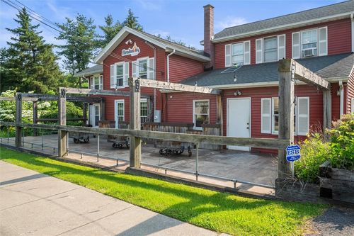 1369 Pittsford Mendon Rd, Mendon, NY, 14506-9733 | Card Image