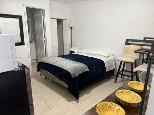 0-9331 Sw 166th St, Palmetto Bay, FL, 33157-3444 | Card Image