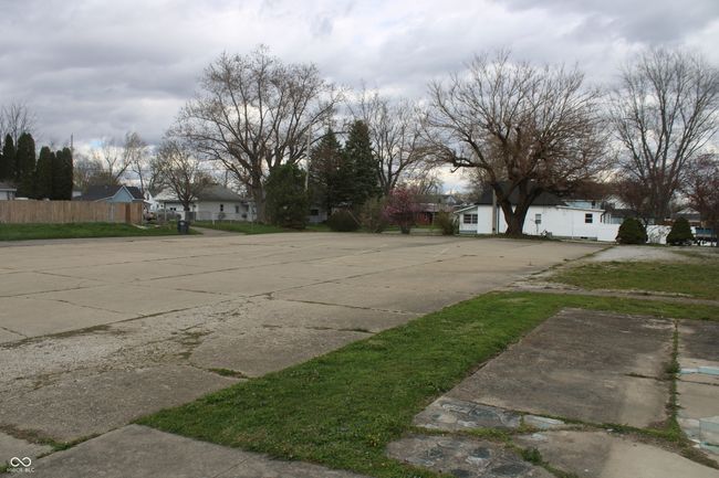 809 S Harrison St, House other with 6 bedrooms, 5 bathrooms and null parking in Alexandria IN | Image 26