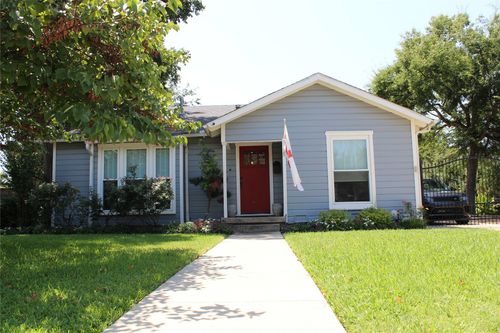 420 E Franklin St, Grapevine, TX, 76051-5422 | Card Image