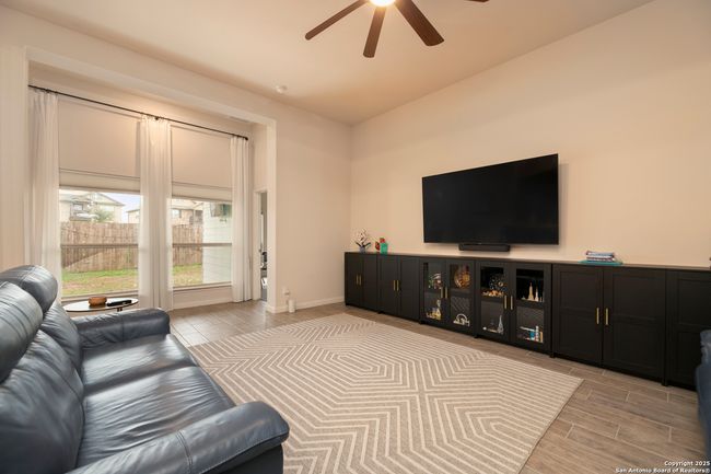 4672 Grey Sotol Way, House other with 4 bedrooms, 2 bathrooms and null parking in Schertz TX | Image 8