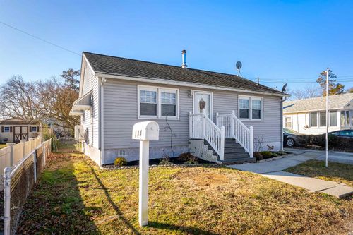 134 W Delaware Pkwy, Villas, NJ, 08251-2737 | Card Image