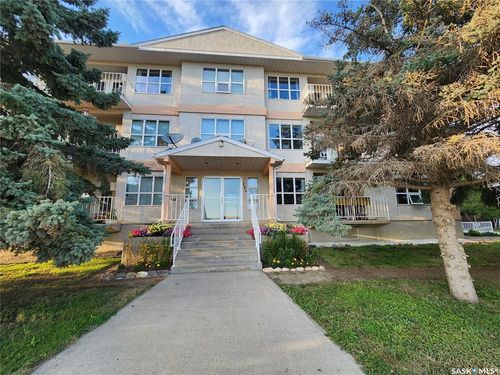 105-102 1st Ave, Caronport, SK, S0H0S0 | Card Image