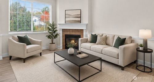 f3-28700 34th Ave S, Auburn, WA, 98001-1041 | Card Image