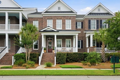 124 Brailsford St, Daniel Island, SC, 29492-7313 | Card Image