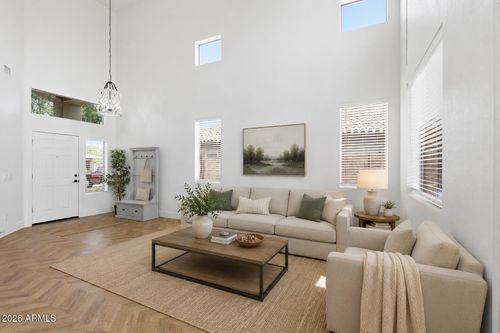 10315 E Idaho Ave, Mesa, AZ, 85209-7707 | Card Image