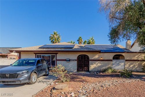 4204 Grace St, Las Vegas, NV, 89121-6421 | Card Image