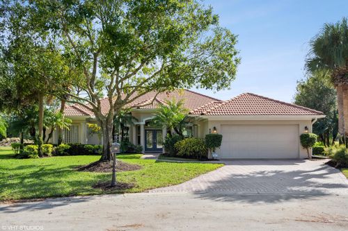 8008 Links Way, Port St Lucie, FL, 34986-3035 | Card Image