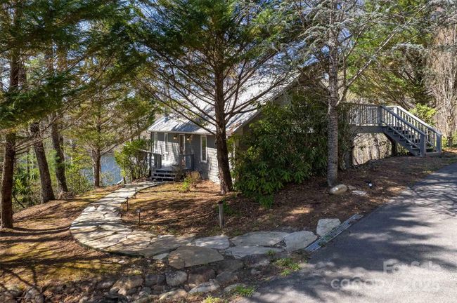 136 Dars Ln, House other with 4 bedrooms, 4 bathrooms and null parking in Tuckasegee NC | Image 9
