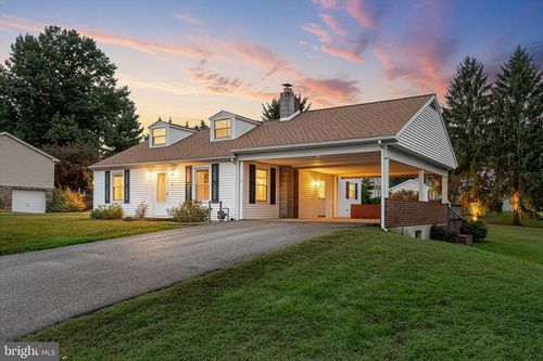 2981 Sunset Dr, DALLASTOWN, PA, 17313-9524 | Card Image
