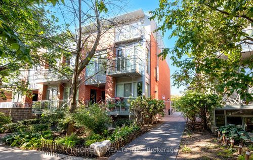 4-38 Boston Ave, Toronto, ON, M4M2T9 | Card Image