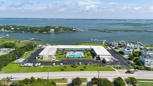 233-bogue-shores-condomin-1918 W Fort Macon Rd, Atlantic Beach, NC, 28512-5340 | Card Image