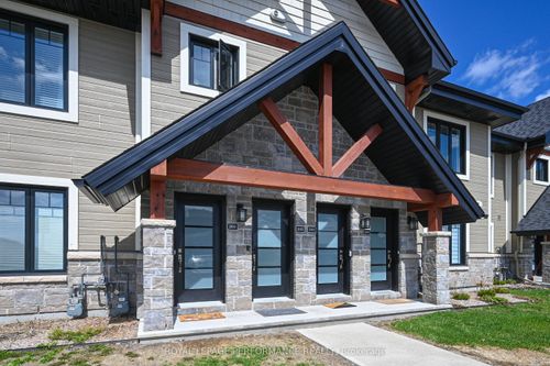 202-83 St-Moritz Terr, Embrun, ON, K0A1W0 | Card Image