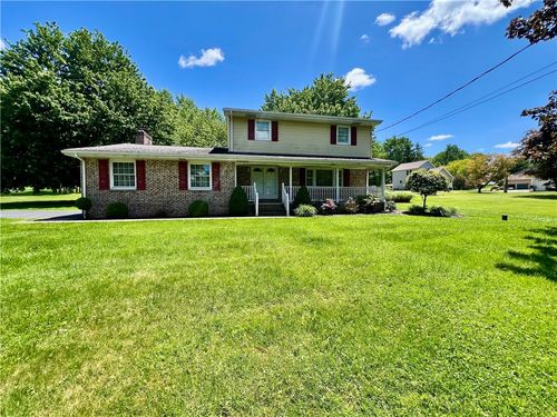 156 Clarksen Dr, New Castle, PA, 16101-8606 | Card Image