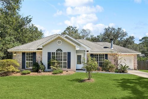 3580 City Dr, Slidell, LA, 70458-8748 | Card Image