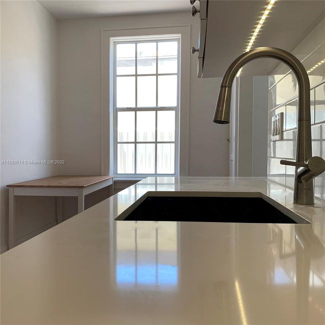 APT-4 - 4349 Sheridan Ave, Condo with 1 bedrooms, 1 bathrooms and null parking in Miami Beach FL | Image 20