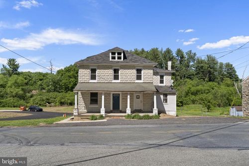 2-99 Race St, BECHTELSVILLE, PA, 19505-9701 | Card Image